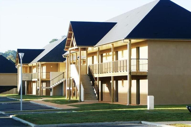 Le Fleur"H"On 11 D'Honfleur, T2 En Residence Avec Piscine, Wifi Et Parking Gratuits Equemauville Exterior photo